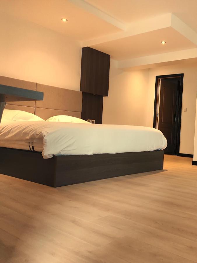 Modern'Hotel Valenciennes Exterior photo